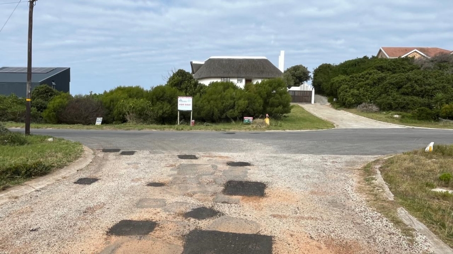 Commercial Property for Sale in Paradise Beach Eastern Cape